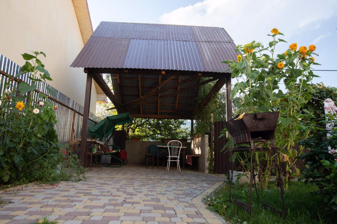 Guest House In Drachino Свалява Екстериор снимка