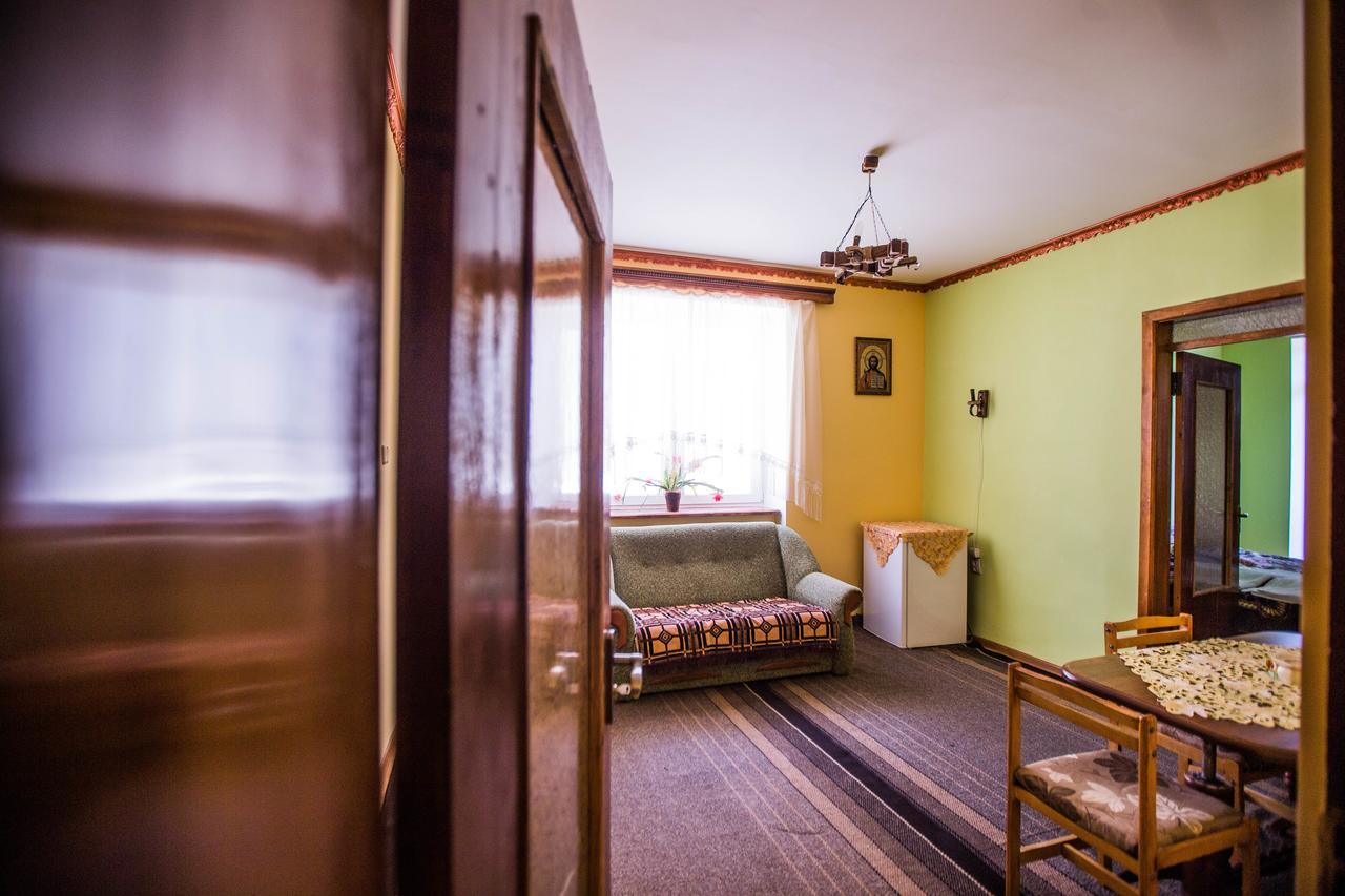 Guest House In Drachino Свалява Екстериор снимка